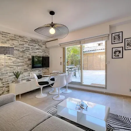 Immogroom - Renovated - Terrace Of 50m2 - Air Conditioning Apartment
